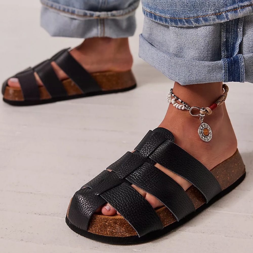 INTENTIONALLY BLANK Raft Fisherman Sandal Black New - Picture 2 of 16
